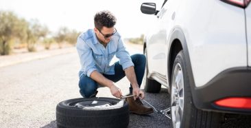 How To Change a Flat Tire in 6 Easy Steps 